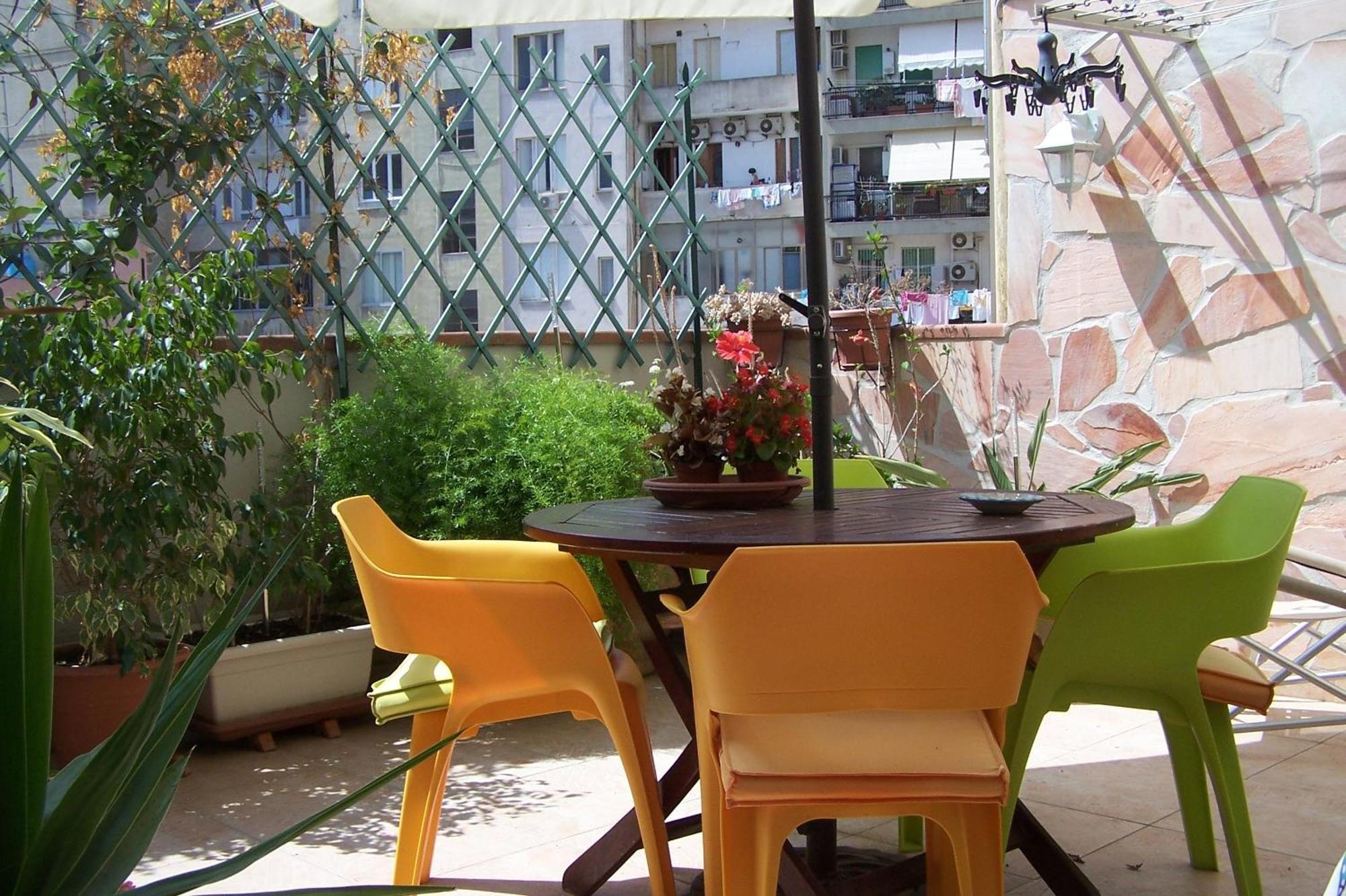 B&B In Centro Κάλιαρι Εξωτερικό φωτογραφία