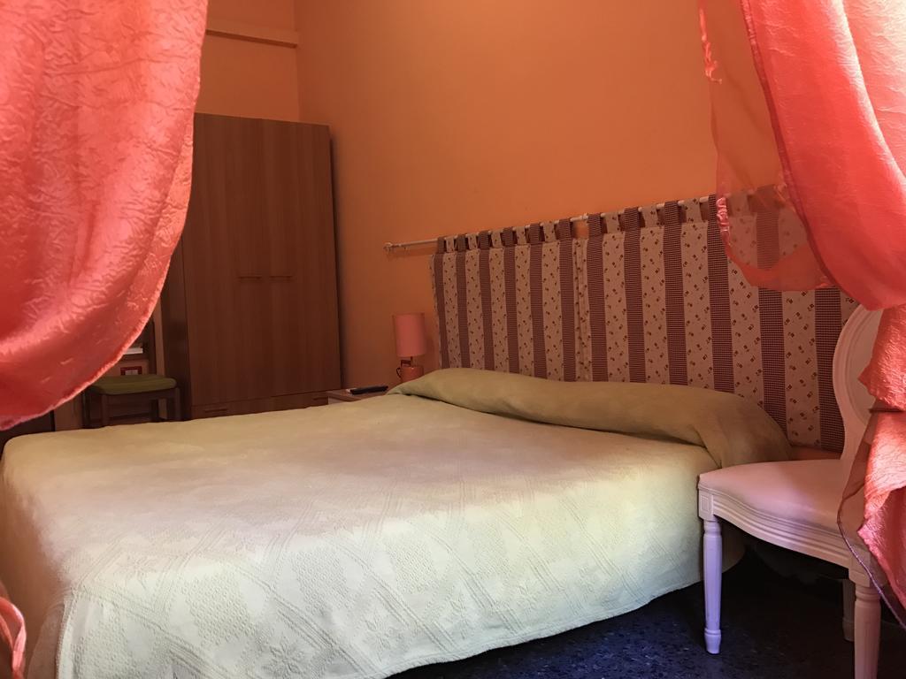 B&B In Centro Κάλιαρι Εξωτερικό φωτογραφία