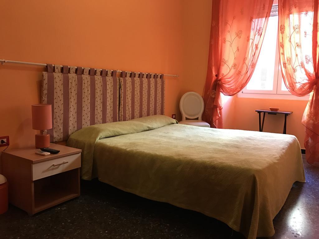 B&B In Centro Κάλιαρι Εξωτερικό φωτογραφία