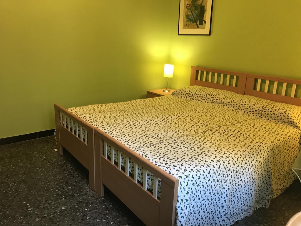 B&B In Centro Κάλιαρι Εξωτερικό φωτογραφία